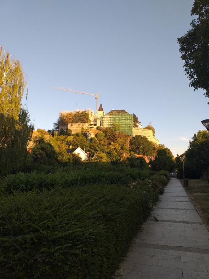 Galeria Villa Veszprém Εξωτερικό φωτογραφία